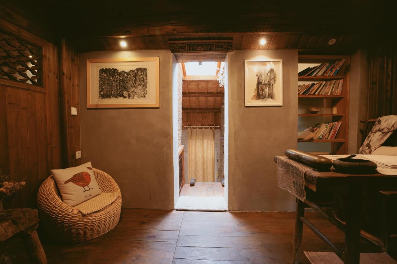WuYuan QiYe YanXiang Guesthouse Bagian luar foto
